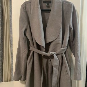 Lightweight trench coat
